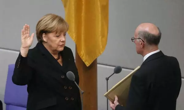 Инаугурация Меркель  в 2005