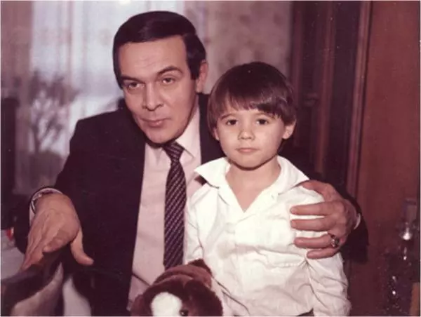 Муслим Магомаев с внуком Аленом