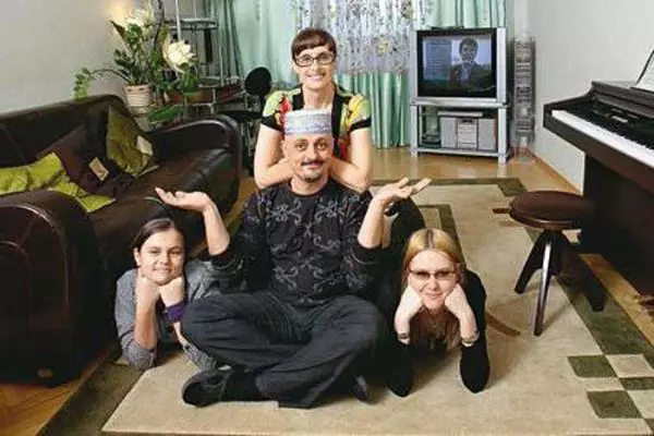 На фото: Светлана Рожкова и её семья