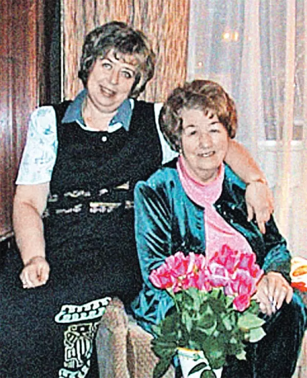 Мама Татьяны Тарасовой и старшая сестра Галина